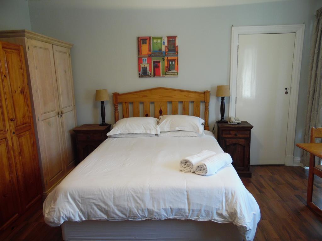 Albatross Guest House Cape Town Exterior photo